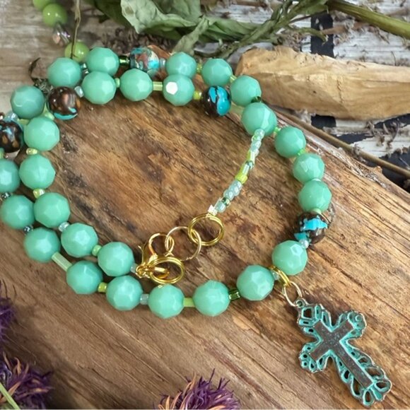 Turquoise and blue crystals vintage cross pendant statement necklace - Picture 1 of 9